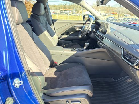 Certified 2025 Acura ADX A-Spec image 33