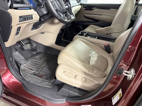 Used 2018 Honda Odyssey Elite image 10