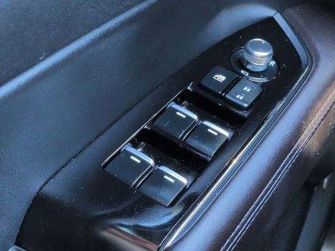 Used 2023 MAZDA CX-5 Signature image 23