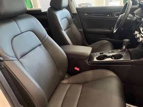 Used 2024 Honda Civic EX-L image 14