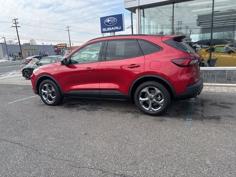 Used 2025 Ford Escape ST-Line w/ Cold Weather Package image 10