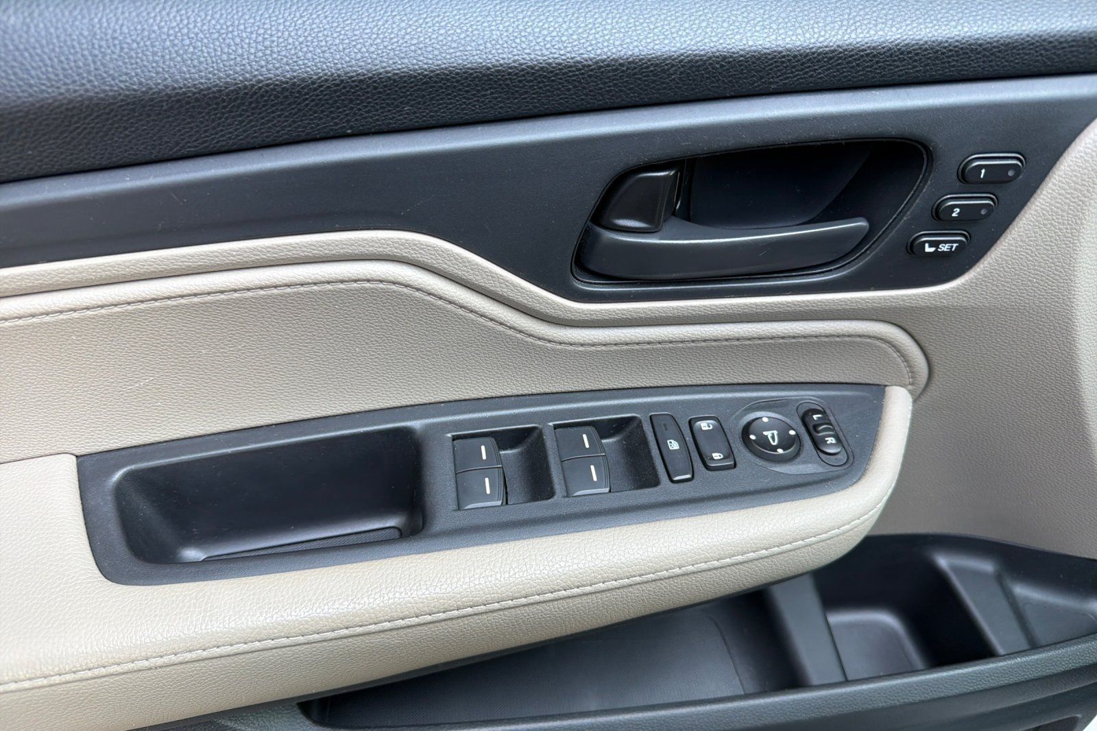 Used 2018 Honda Odyssey EX-L image 10