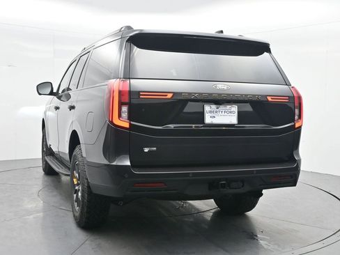 New 2026 Ford Expedition Tremor image 9