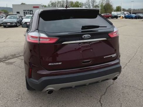 Used 2020 Ford Edge Titanium w/ Equipment Group 301A AWD/4WD image 12