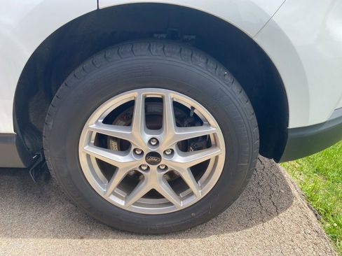 Used 2024 Ford Edge SEL w/ Convenience Package AWD/4WD image 12
