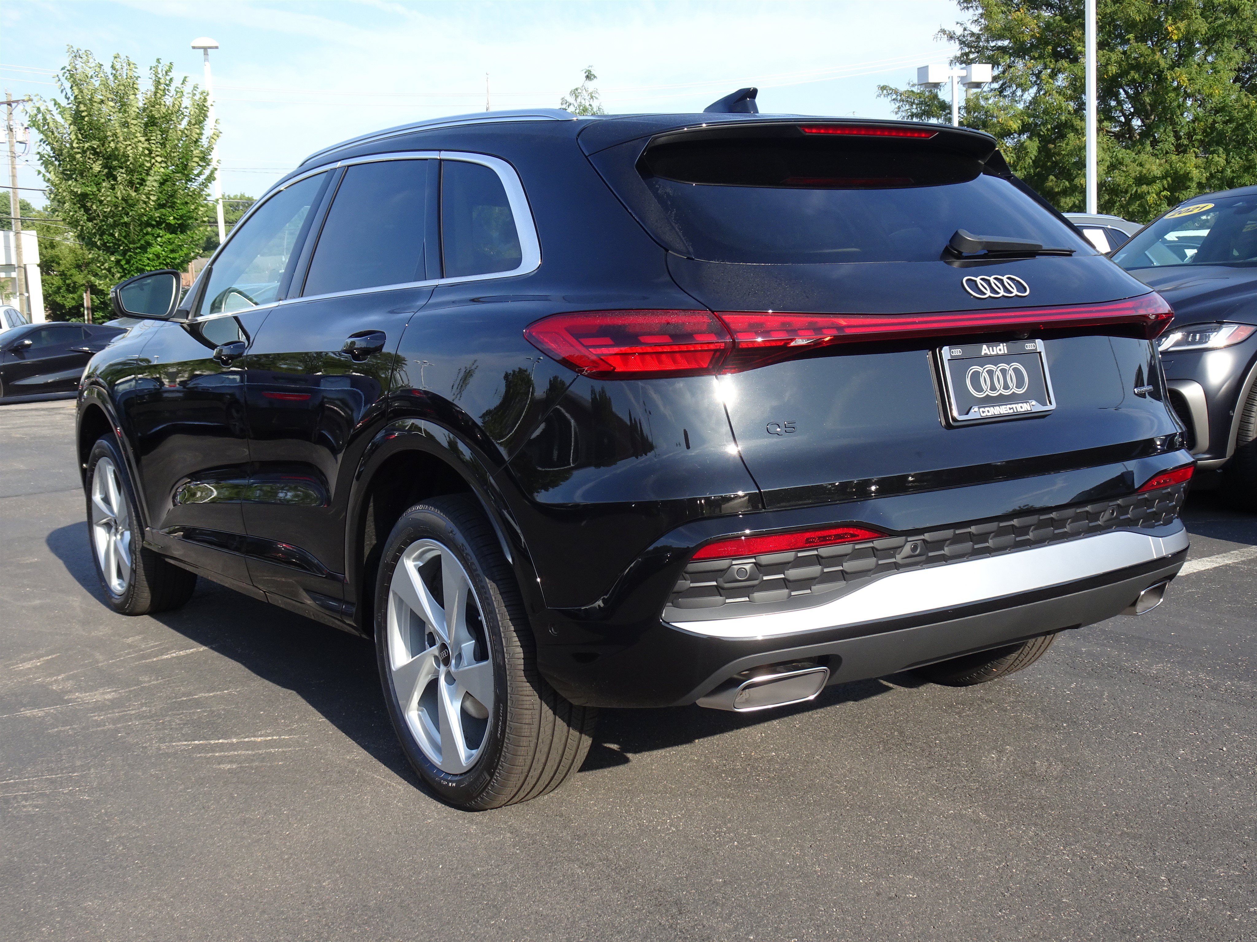 New 2026 Audi Q5 Premium Plus AWD/4WD image 3
