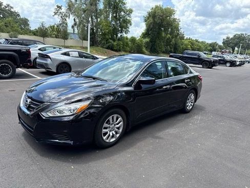 Used 2017 Nissan Altima 2.5 S w/ Power Driver Seat Package FWD image 1