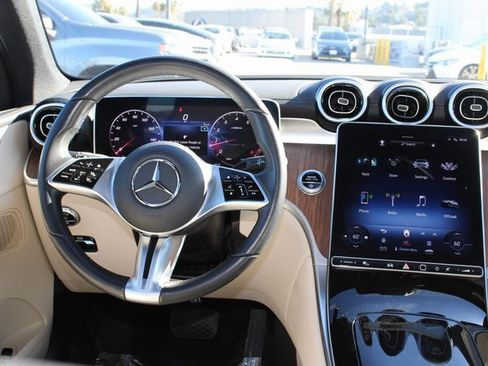 Used 2024 Mercedes-Benz GLC 300 4MATIC image 14