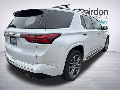 Used 2022 Chevrolet Traverse High Country w/ LPO, 'HIT The Road' Package AWD/4WD image 15