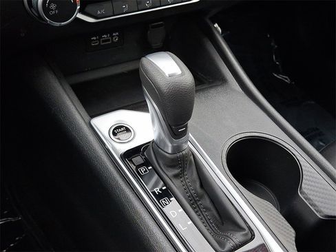 Used 2025 Nissan Altima 2.5 S image 14