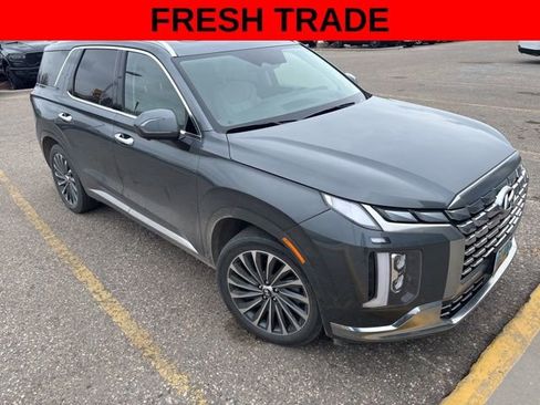 Used 2024 Hyundai Palisade Calligraphy image 1