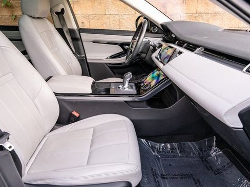 Used 2021 Land Rover Range Rover Evoque SE image 26