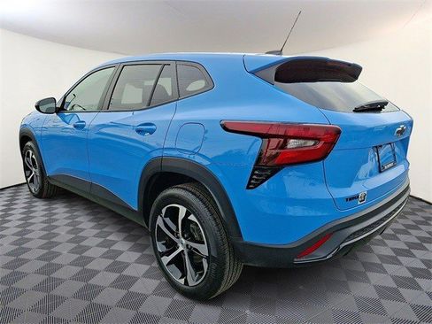 Certified 2024 Chevrolet Trax RS w/ Sunroof Package image 4