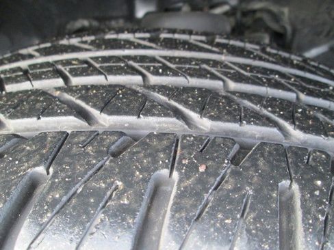 Used 2015 RAM 1500 Sport w/ Remote Start & Security Group image 10