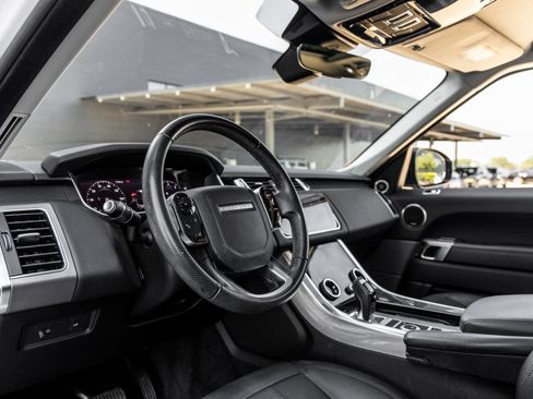 Used 2019 Land Rover Range Rover Sport HSE AWD/4WD image 22
