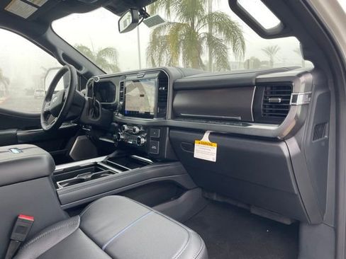 New 2026 Ford F350 Platinum image 28