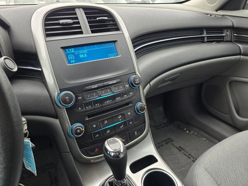 Used 2016 Chevrolet Malibu LS image 29