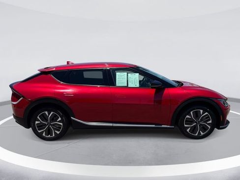 Used 2024 Kia EV6 Light AWD/4WD image 4