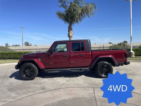 Used 2021 Jeep Gladiator Sport AWD/4WD image 5
