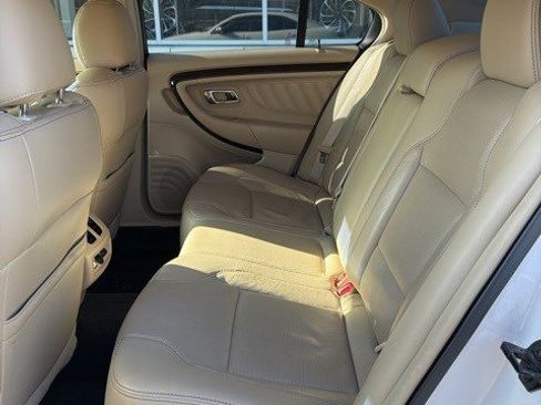 Used 2015 Ford Taurus Limited w/ Equipment Group 301A image 19