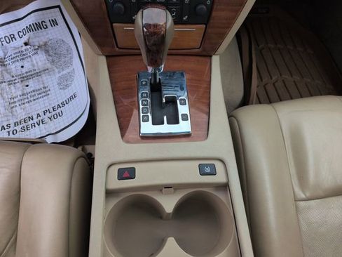 Used 2006 Cadillac STS w/ Preferred Equipment Group AWD/4WD image 31