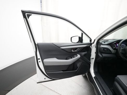 Used 2025 Subaru Outback Premium w/ Popular Package #1A image 29