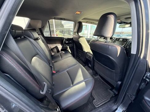 Used 2020 Toyota 4Runner TRD Off-Road Premium w/ Moonroof Package AWD/4WD image 11