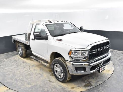 New 2024 RAM 2500 Tradesman w/ Chrome Appearance Group image 28