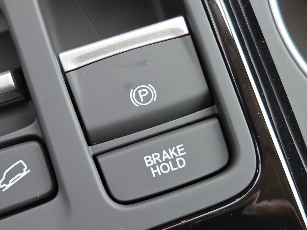 New 2026 Honda Pilot Touring image 10