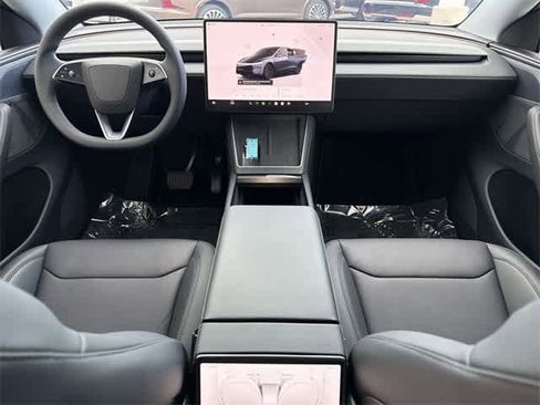 Used 2026 Tesla Model Y AWD image 12