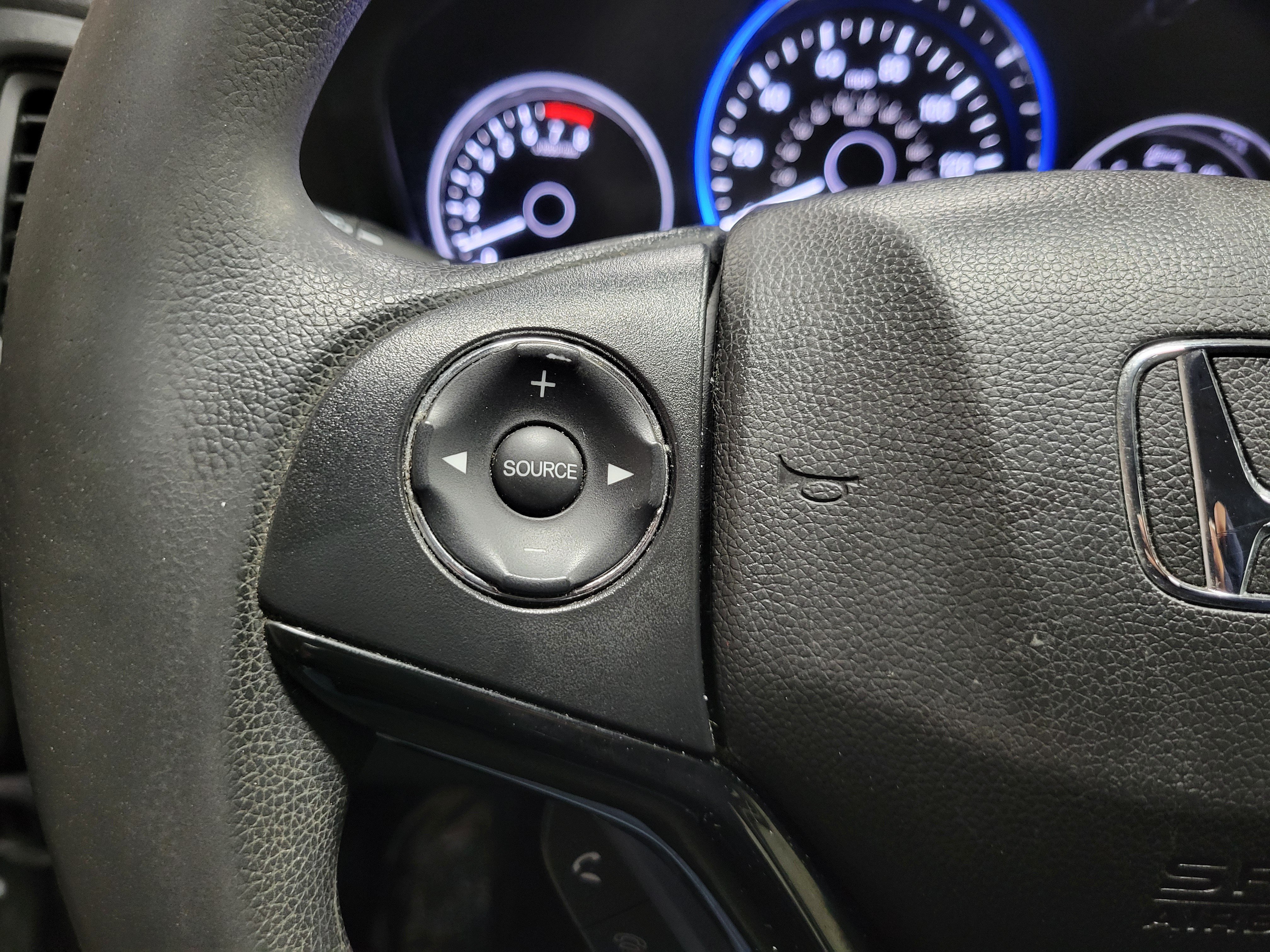 Certified 2021 Honda HR-V LX image 22