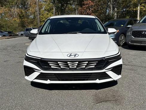 New 2026 Hyundai Elantra Blue image 2