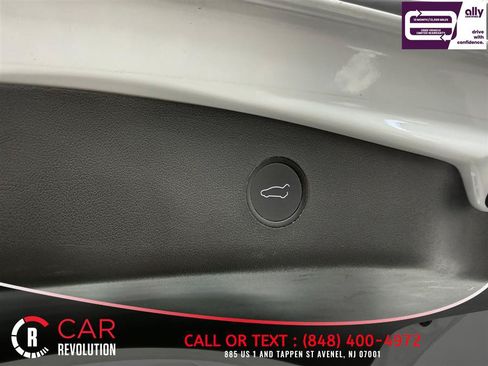 Used 2022 Tesla Model 3 Long Range AWD/4WD image 7