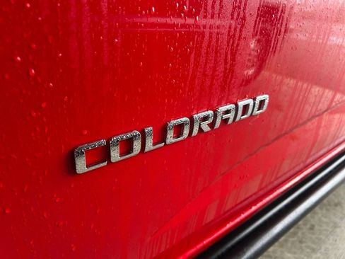 Used 2018 Chevrolet Colorado ZR2 image 31