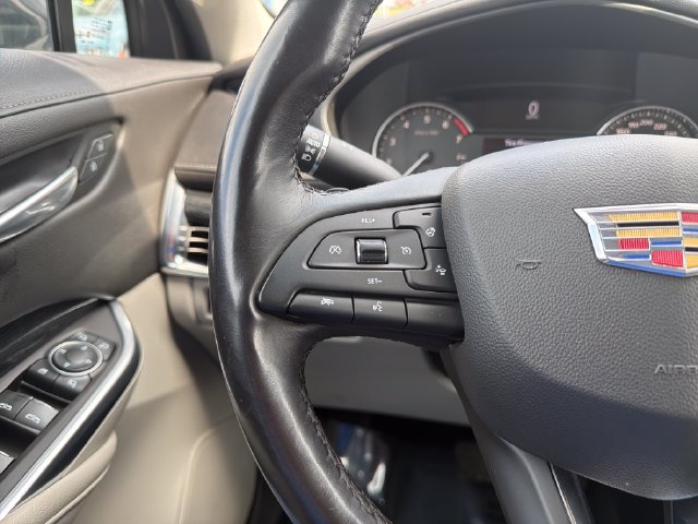 Used 2019 Cadillac XT4 Premium Luxury AWD/4WD image 15