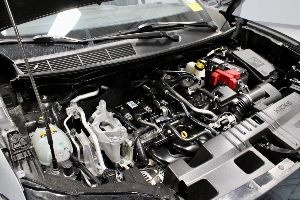 Certified 2025 Nissan Kicks S AWD/4WD image 17