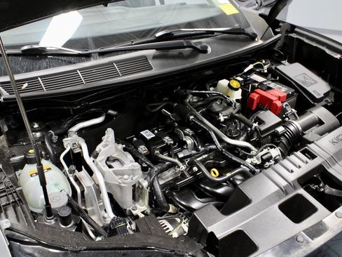 Certified 2025 Nissan Kicks S AWD/4WD image 17