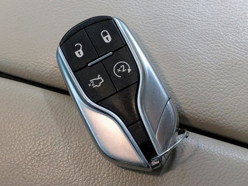 Used 2014 Maserati Quattroporte GTS image 44