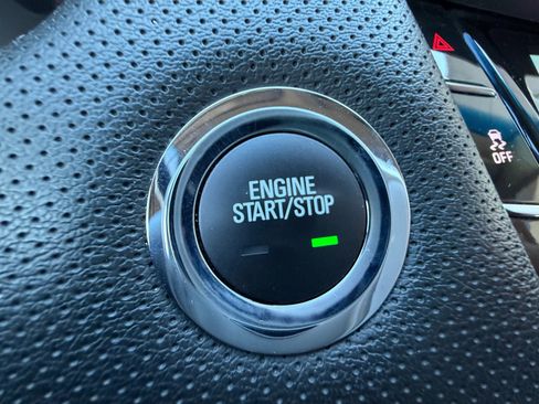 Used 2019 Cadillac XTS Luxury image 30