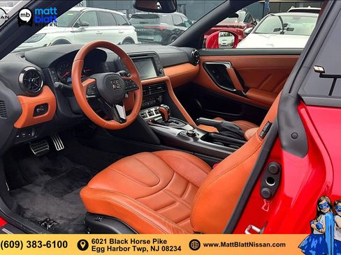 Used 2017 Nissan GT-R Premium w/ Premium Interior Package AWD/4WD image 20