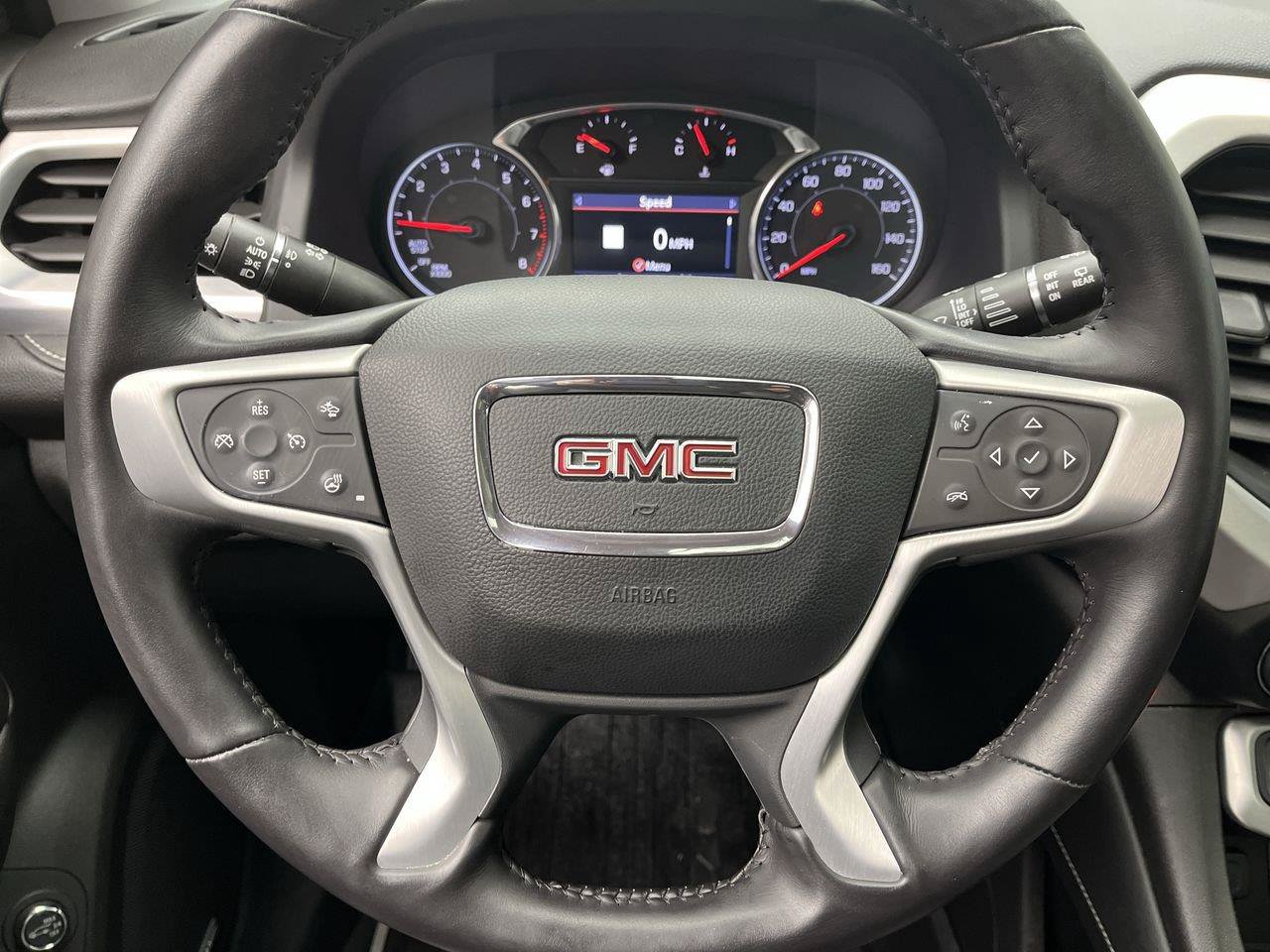 Certified 2022 GMC Acadia SLT w/ Elevation Edition AWD/4WD image 18