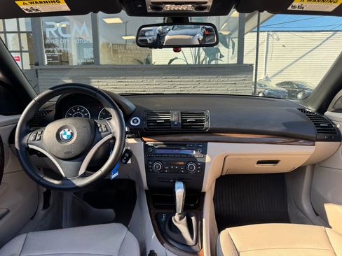Used 2011 BMW 128i Convertible image 26