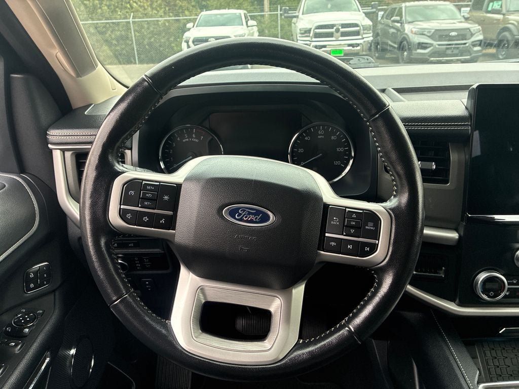 Used 2024 Ford Expedition Max XLT AWD/4WD image 18