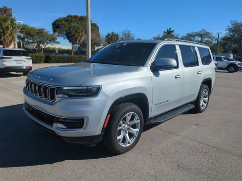 Used 2022 Jeep Wagoneer Series I w/ Premium Group I image 10