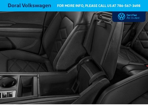 Used 2024 Volkswagen Atlas Cross Sport SE w/ Panoramic Sunroof Package FWD image 10