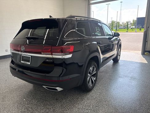 New 2026 Volkswagen Atlas SE image 4