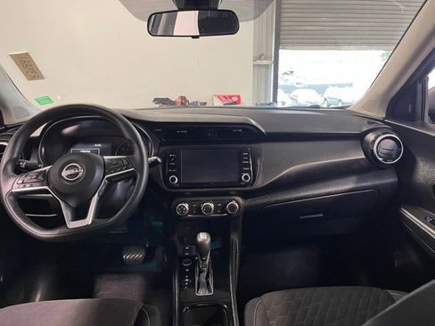 Used 2023 Nissan Kicks SV FWD image 20