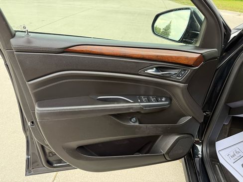 Used 2014 Cadillac SRX Performance w/ Driver Awareness Package image 15