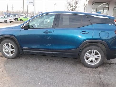 Used 2020 GMC Terrain SLE FWD image 6