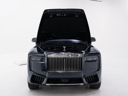 Used 2026 Rolls-Royce Cullinan AWD/4WD image 54